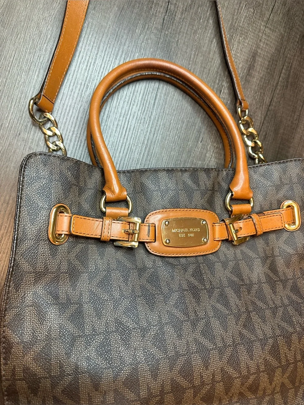 Michael Kors Hamilton Large Satchel/Tote.